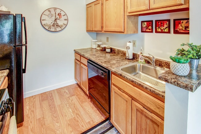 Photo - Rolling Ridge