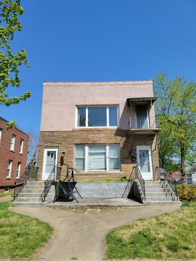 casa principal - 207 N Chambers St Unidad B