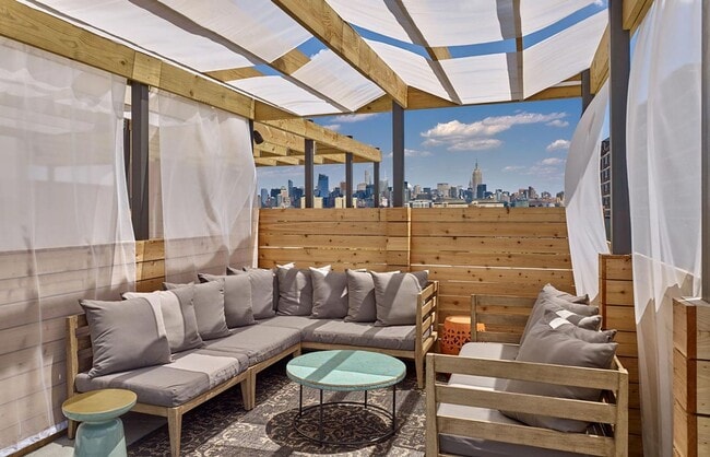Photo - 298 Coles St Unit 1605 - 1/Bdrm