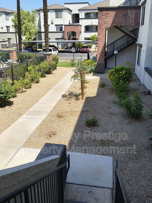 3302 N 7th St Unit 267