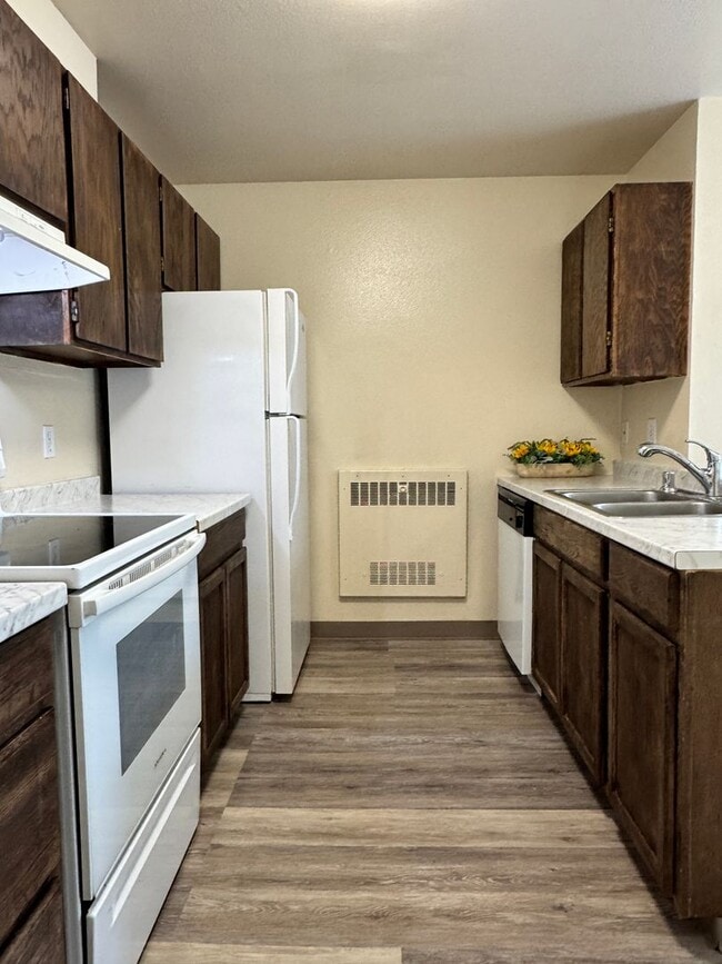 Photo - 24th Ave 1421- KN Unit #B