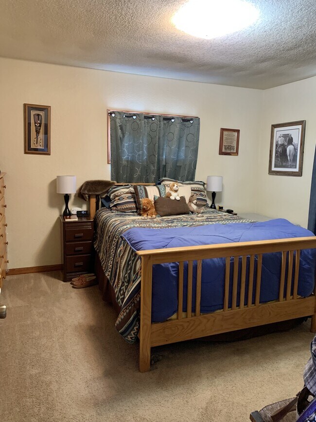 Photo - 2111 Scherer Ave