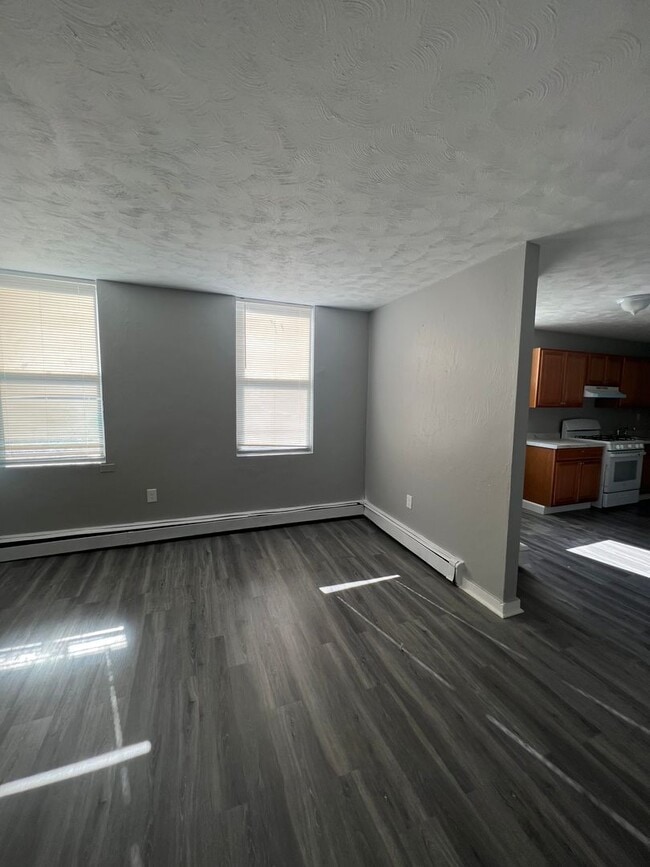 Photo - 46 Shawmut St Unidad 2