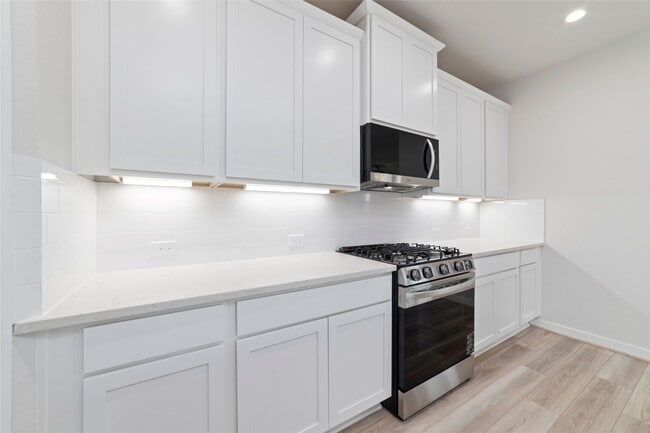 Photo - 32906 School Hl Rd