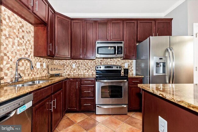 Photo - 9621 Athens Pl