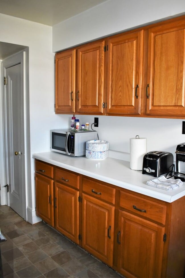 Photo - 716-718 Wayne Unit 716 ADV