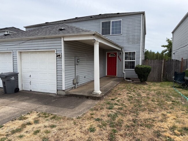 Building Photo - Updated 3-bedroom 1.5 bath duplex in Eugene!