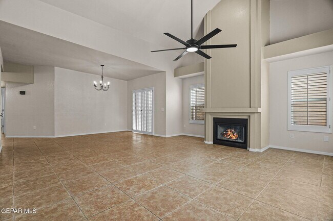 143 N Alto Mesa Dr