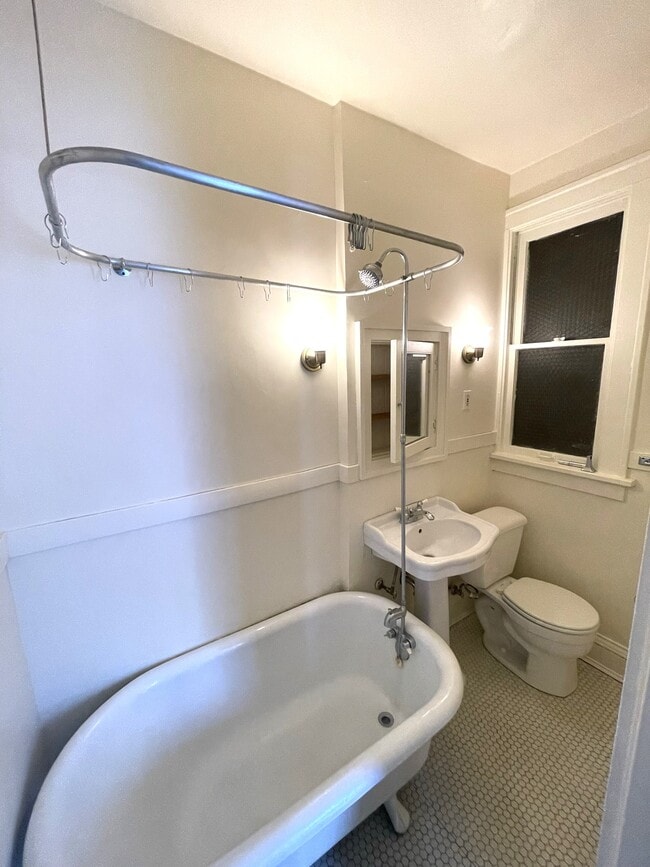 Photo - Mall Apartments