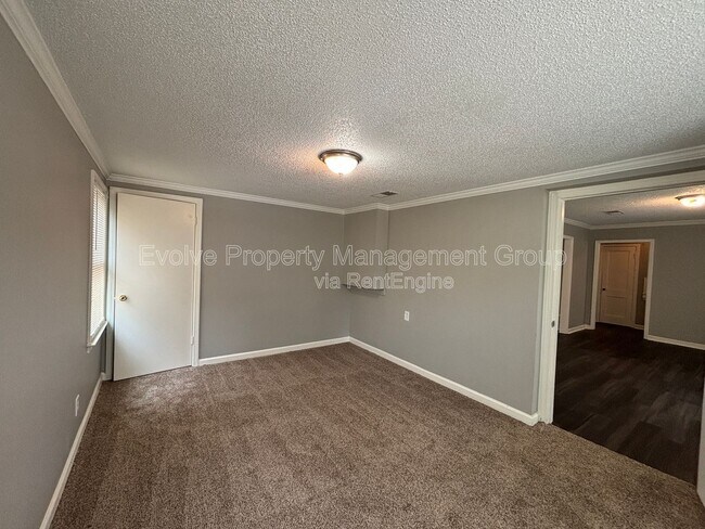 Photo - 3723 Wilshire Rd