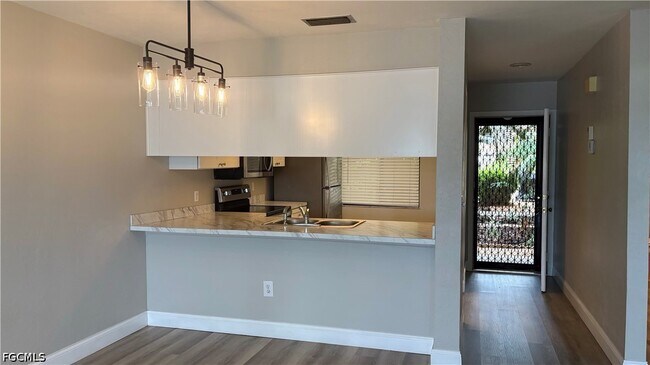 Photo - 11060 Caravel Cir Unit 105
