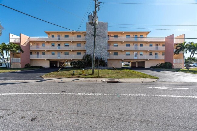 Photo - 175 116th Ave Unit 302