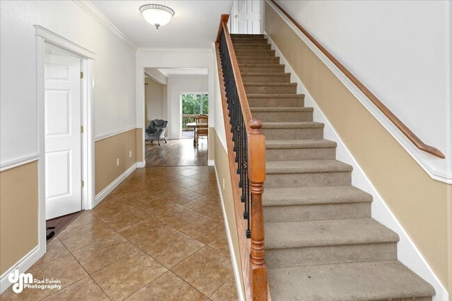 Photo - Spacious 5BD/3BA Home!