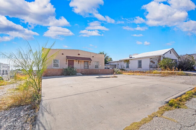 Photo - 3418 Frankfort Ave