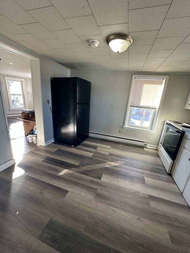 Photo - 127 Schoolhouse Rd Unit 2