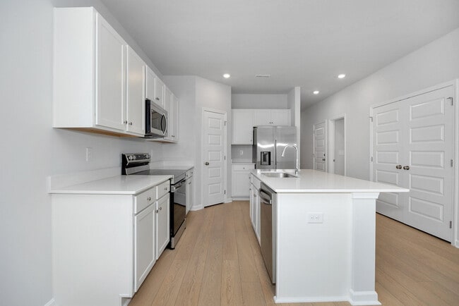 Photo - 149 Wolfe Ln