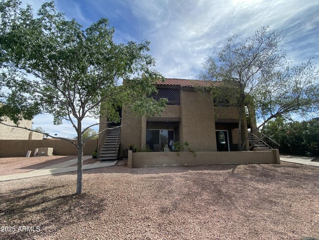 Photo - 2211 E Cactus Rd Apartamento Unidad 3