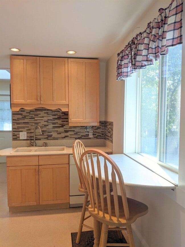 Photo - 13 Garden Ter Unit 13