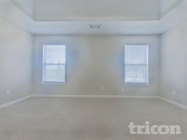 Photo - 4928 Bryant Dr