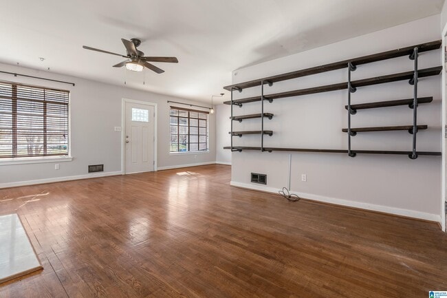 Photo - 504 20th Ave S