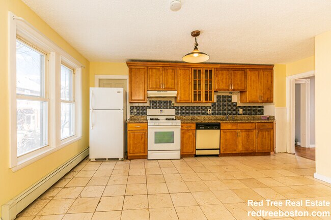 Photo - 7 High Street Pl Apartments Unit 2