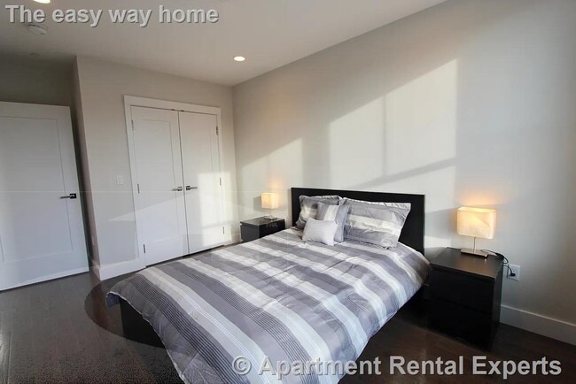 Photo - 434 McGrath Hwy Unidad #412
