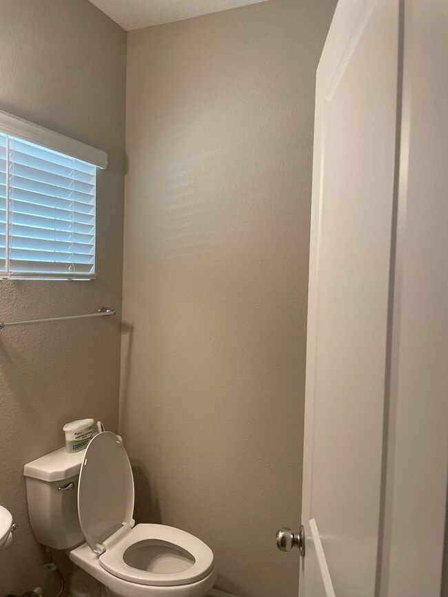 3/2.5 Townhome in Shearwater St Augustine! Pet Friendly! Amenities Included!