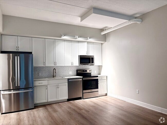Building Photo - 113 Salem St Unit 114 Rental