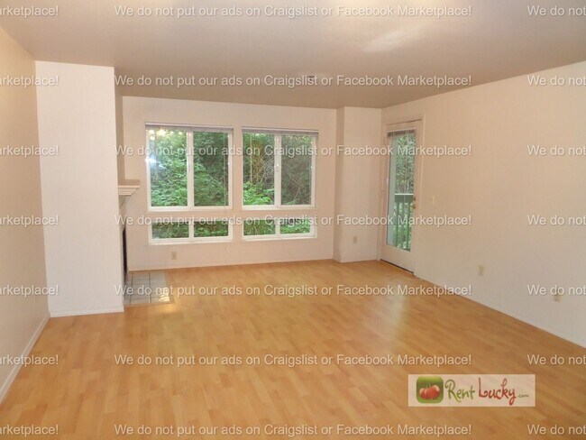 Photo - Super Cute and Private 2-Bedroom Condo w/2 Parking Spaces in Lake Forest Park!!