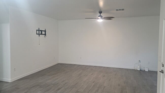 Photo - 1006 S 3rd Ave