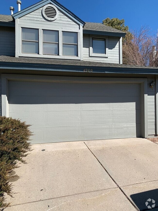 Building Photo - Beautiful Spring Meadows Home