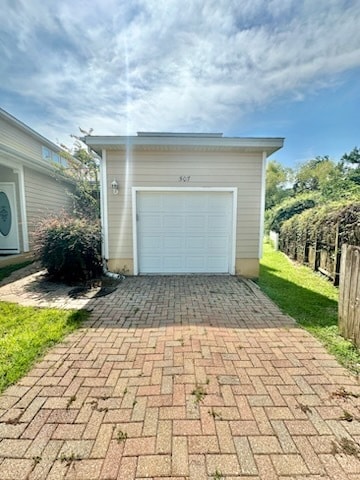 Building Photo - 507 31st St Rental