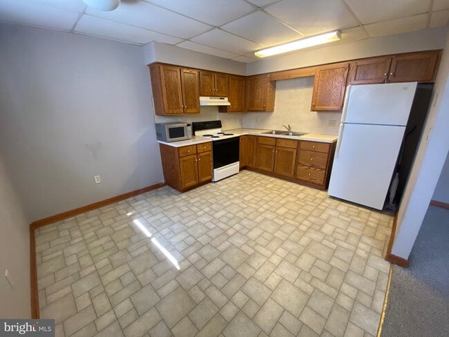 Photo - 1312 Clay Ave Unit CB