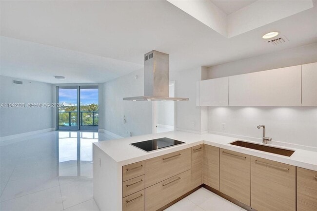 Photo - 17301 Biscayne Blvd Unit 708