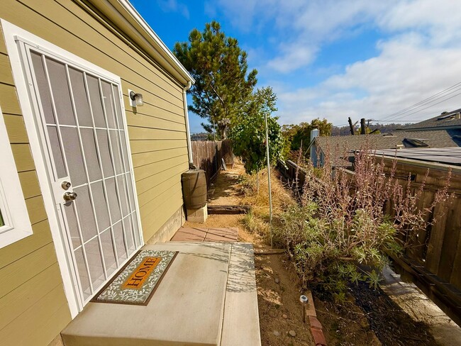 Photo - New Beach Bungalow Studio – Fire Mountain, South Oceanside