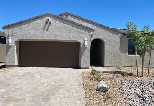 Photo - Beautiful one-story home in the golf course community of Mountain Falls