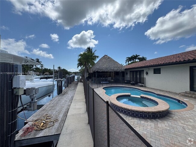 Building Photo - 2075 Ixora Rd Rental