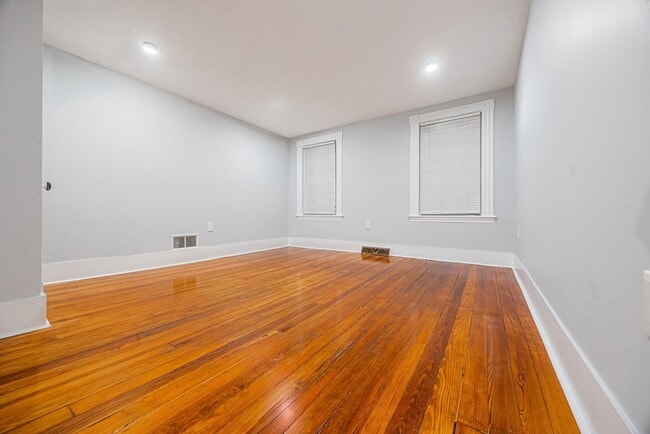 Photo - 49 Essex St Unit 2 & 3