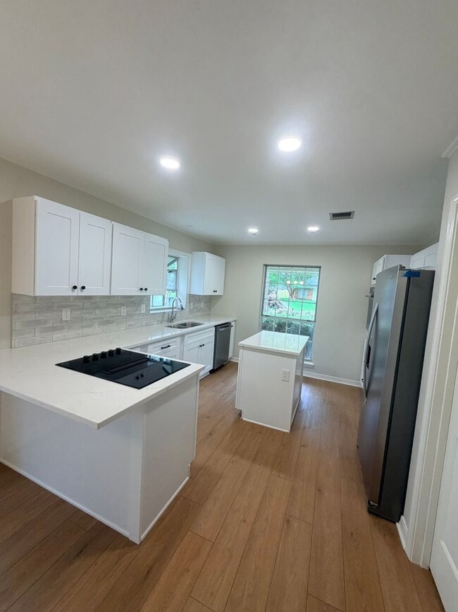 Photo - Gorgeous 4 Bedroom Home in Ellerbe Woods