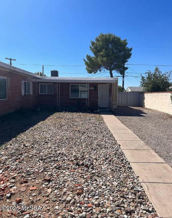 Building Photo - 4634 E Montecito St