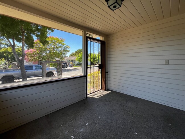 Photo - Charming 2 Bedroom, 2 Bathroom Home in Napa
