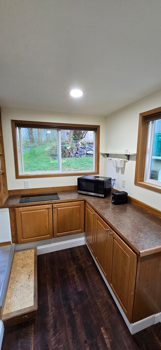 Kitchen - 713 5th St Unit #2 Studio