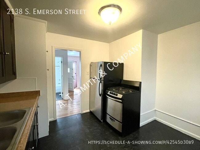 Building Photo - 2138 S Emerson St