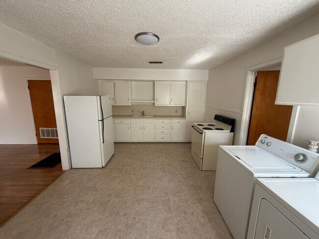 3111 33rd St Unidad B