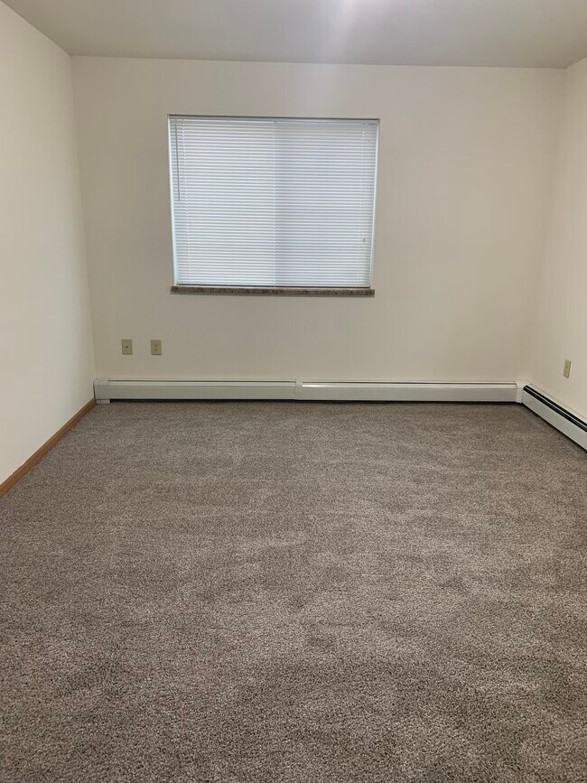 Photo - Freedom Village Apts