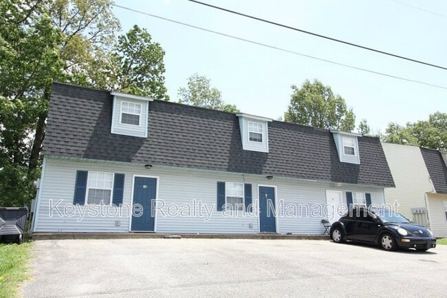 Building Photo - 1 Thompsonville Ln