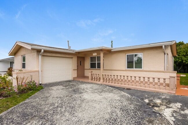 Photo - 9521 NW 25th St