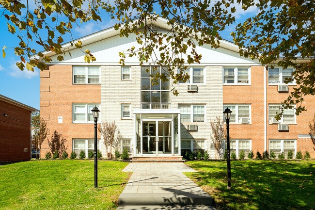 Stiles Manor