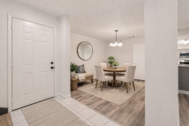 Photo - 13431 Clarewood Dr