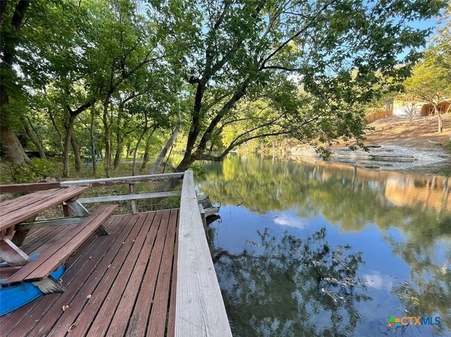 Photo - 653 Scarbourough